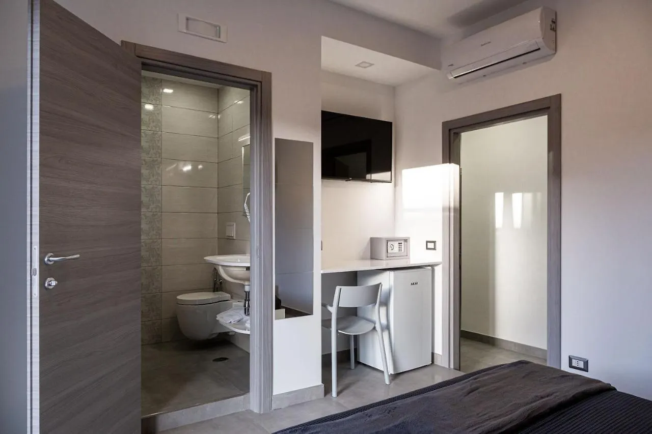 Guest house Amica Geniale Hotel Naples