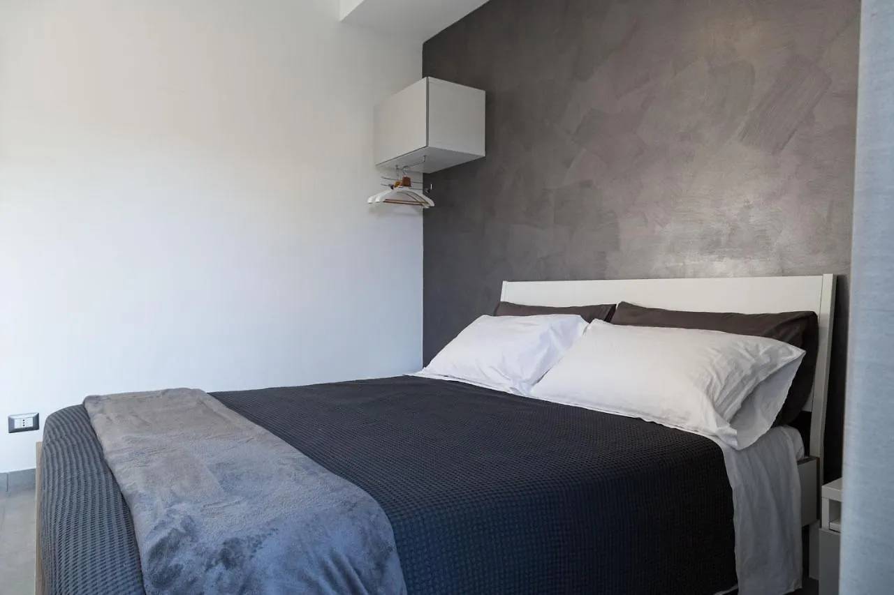 Amica Geniale Hotel Naples 0*,