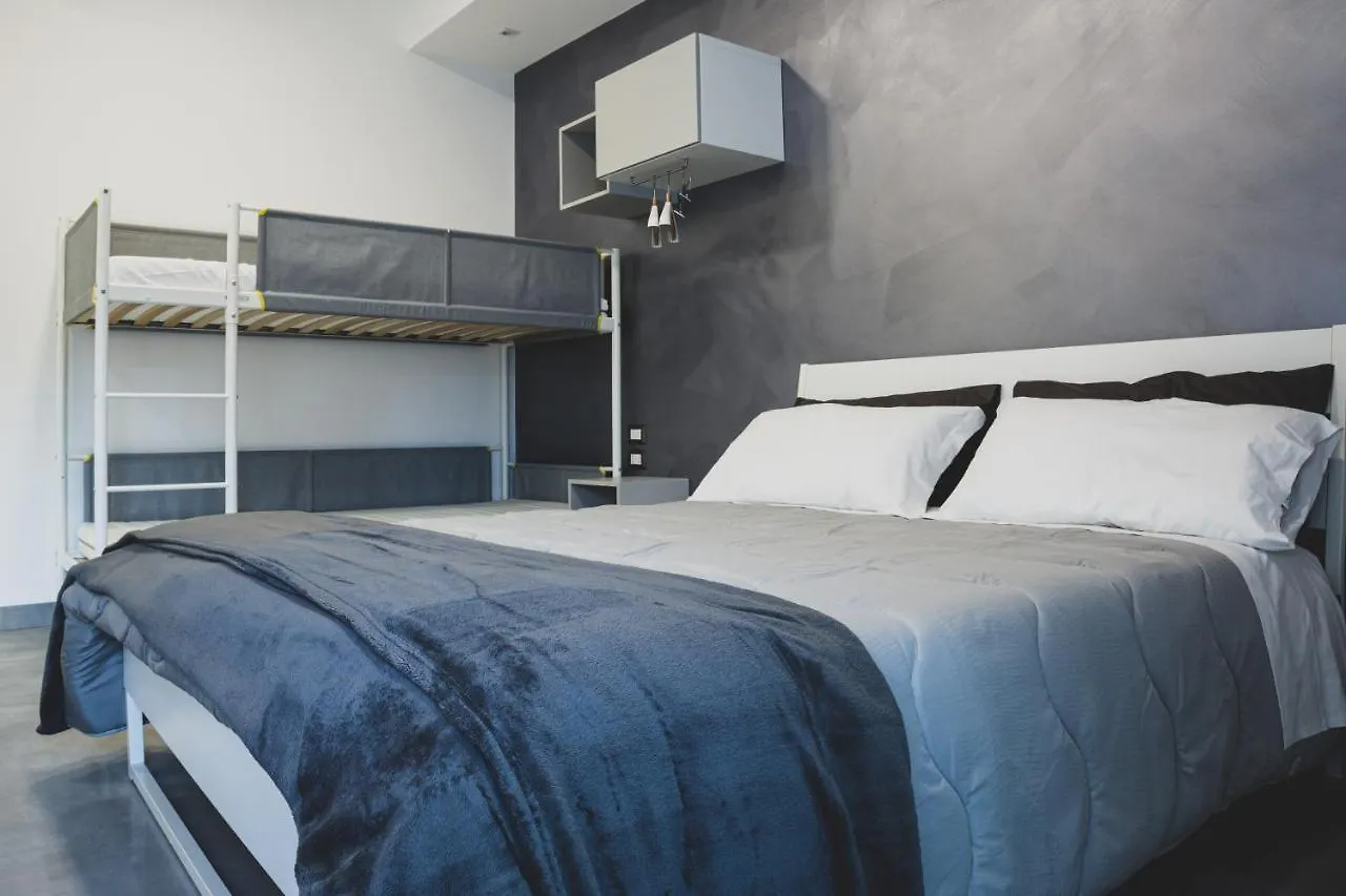 Amica Geniale Hotel Naples